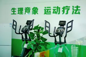 长期焦虑难以平复？焦虑情绪成因、自救方法与常见改善误区