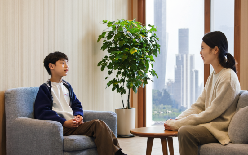 孩子厌学网瘾怎么办？长沙初一男孩自我封闭不愿沟通，心定心理解析背后的心理困境